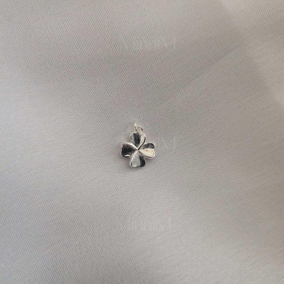 Four Leaf Clover Charm in 925 Sterling Silver.