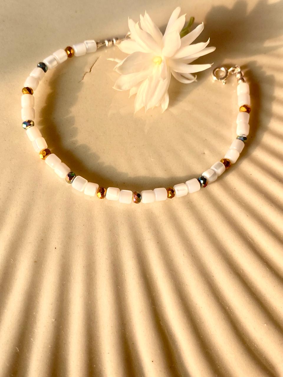 Mother of Pearl Bracelet in 925 Sterling Silver