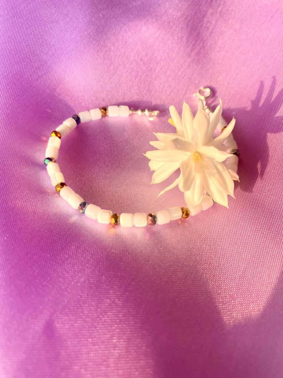 Mother of Pearl Bracelet in 925 Sterling Silver